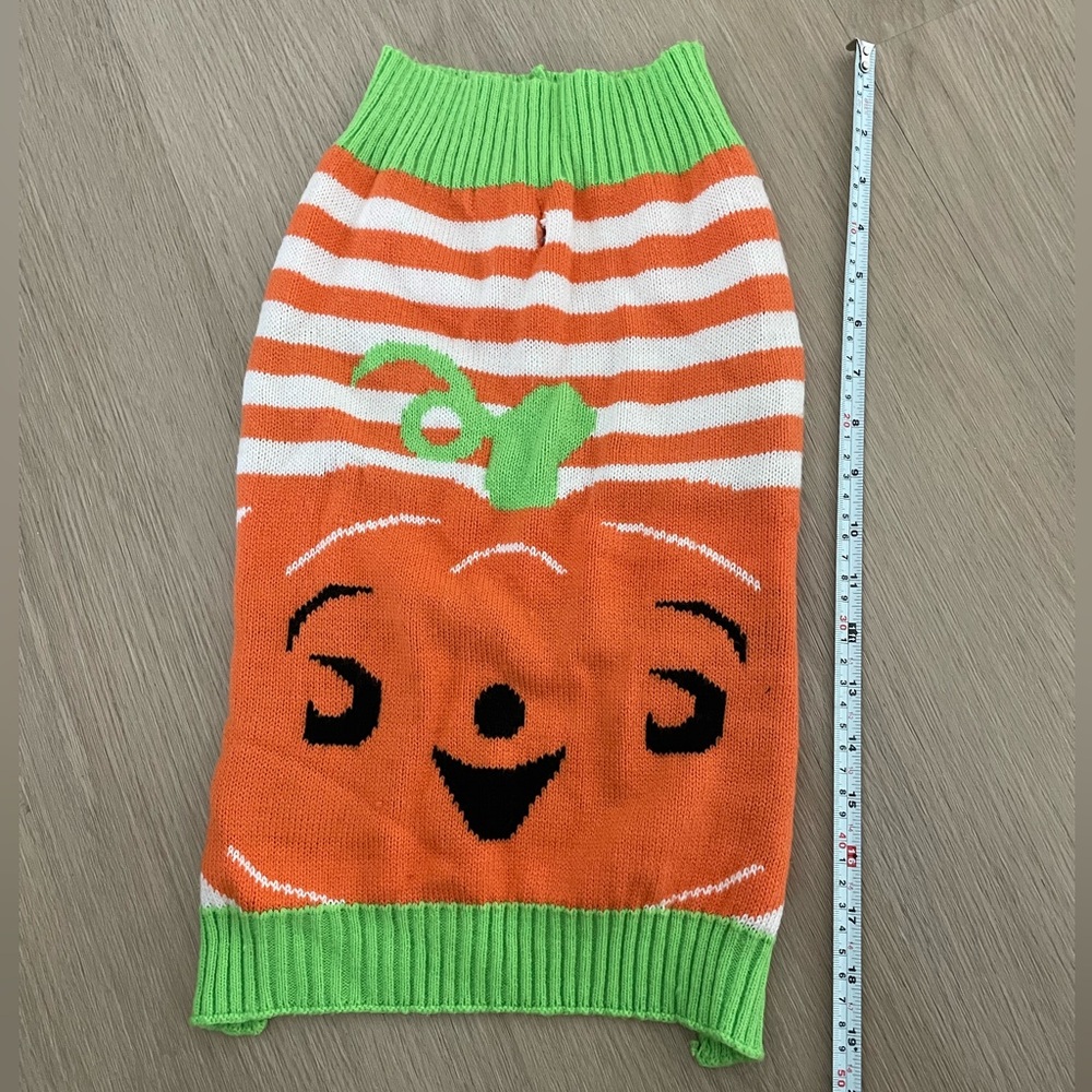 Medium Dog Halloween Sweaters & Shirt